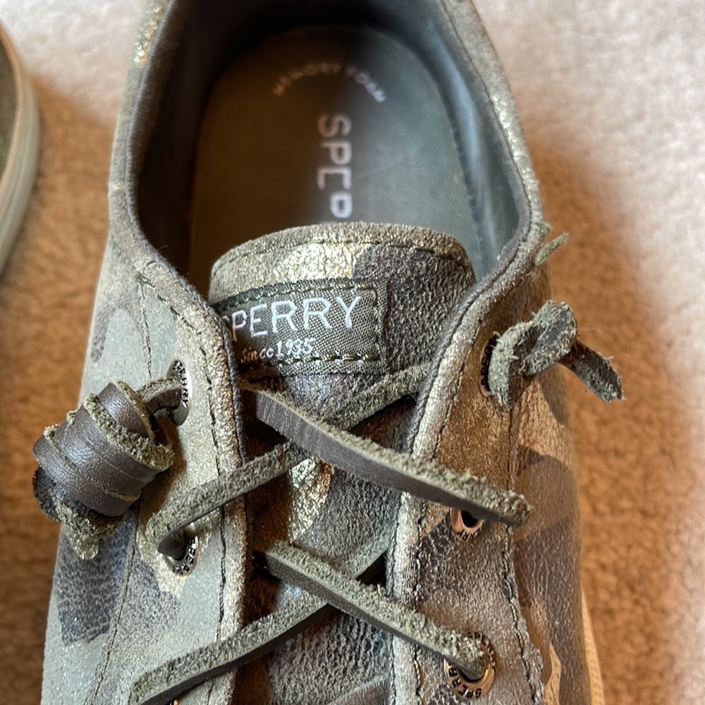 Sperry memory foam, green, and gold suede camo slip on’s - Picture 2 of 6